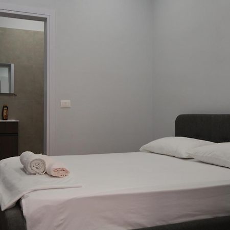 Be Solei Studio Apartments Sol 1 티라나 외부 사진